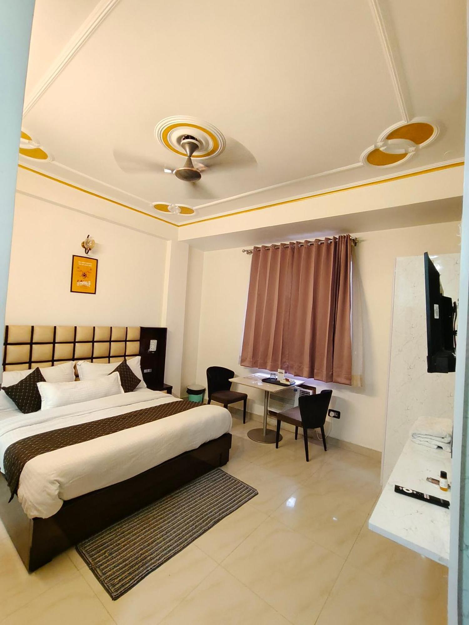 Hotel New Imperial Ghaziabad Extérieur photo
