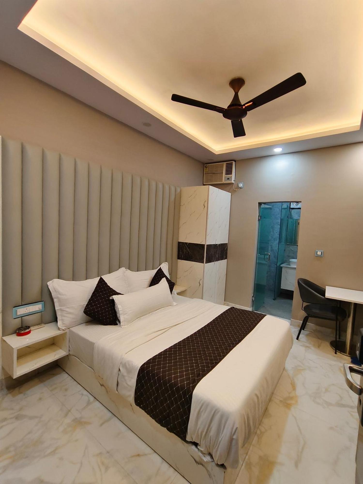 Hotel New Imperial Ghaziabad Extérieur photo