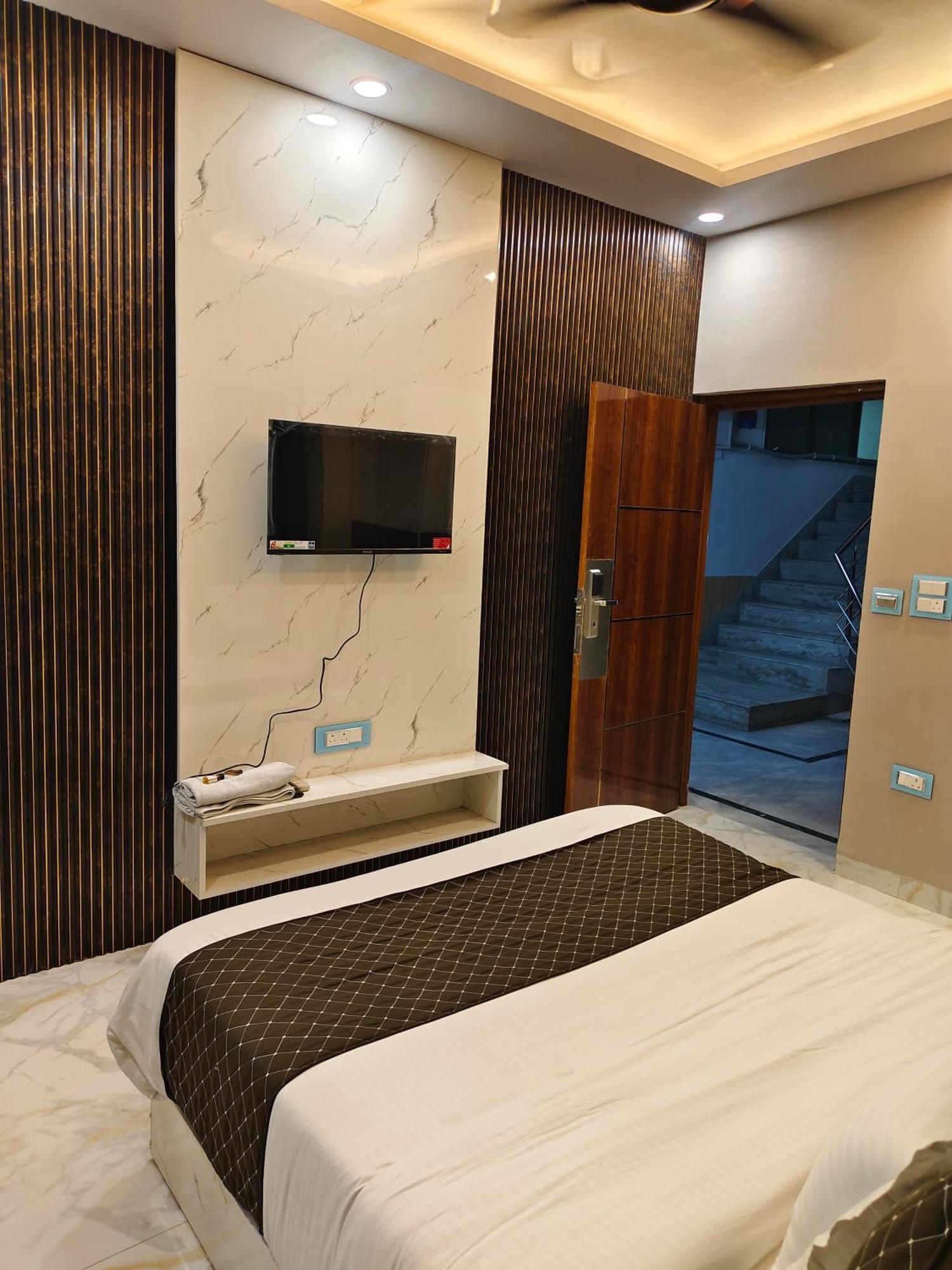 Hotel New Imperial Ghaziabad Extérieur photo